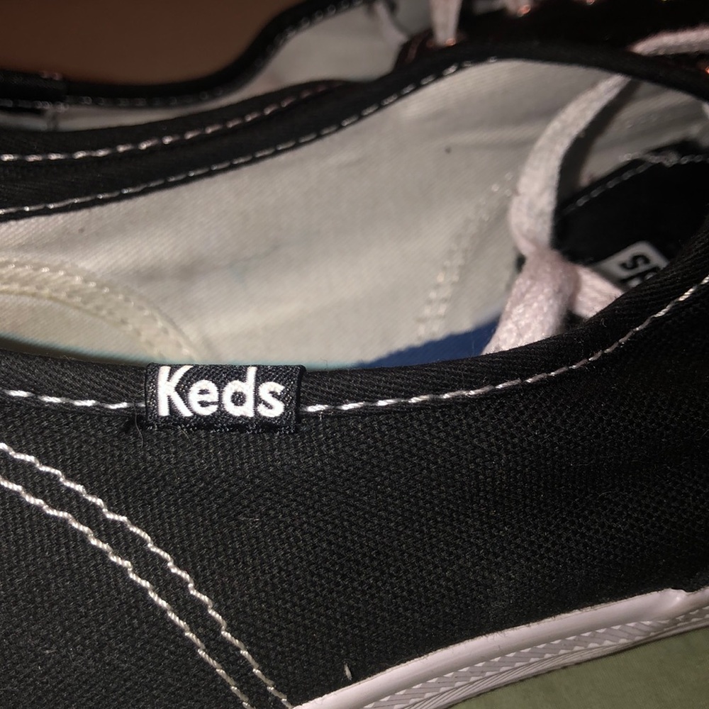 Black Keds